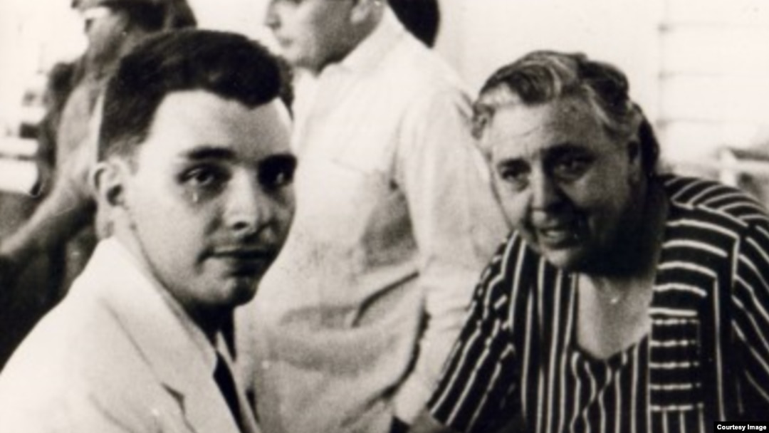 Frank País