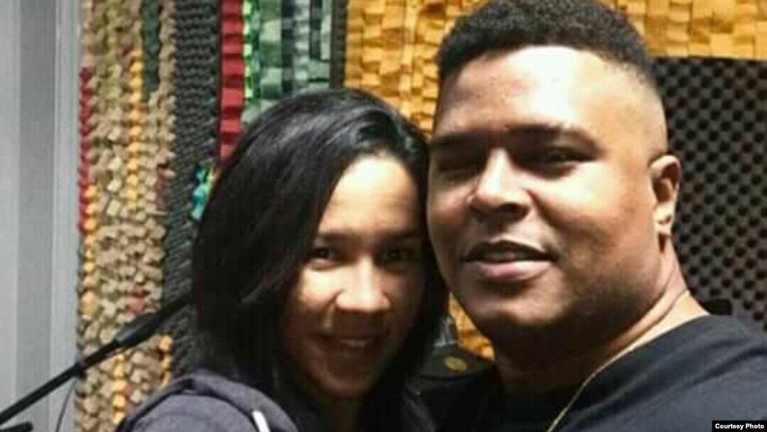 Marthadela Tamayo y Osvaldo Navarro Tomado de Facebook de M. Tamayo