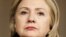 Unos 2.000 correos electrónicos enviados o recibidos por Hillary Clinton en 2009, durante su etapa de jefa de la diplomacia estadounidense, fueron publicados en internet este martes. 