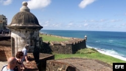 Edificaciones de la ciudad amurallada de San Juan, Puerto Rico.