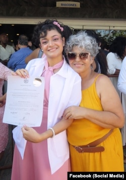 La joven influencer cubana Ana Sofía Benítez Silvente, conocida en redes como Anna Bensi.