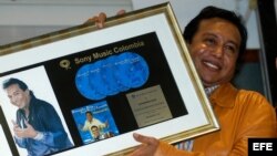 Muere cantautor colombiano Diosmedes Díaz