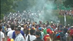 Oposición venezolana continúa desafío al régimen de Nicolás Maduro