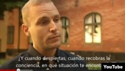 El periódico subraya que tras haber regresado a Suecia, Jens Aron Modig ha permanecido mayormente en silencio. 