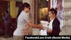 Activistas y sociedad civil distribuyen ayuda a personas en situación de vulnerabilidad en Cuba
