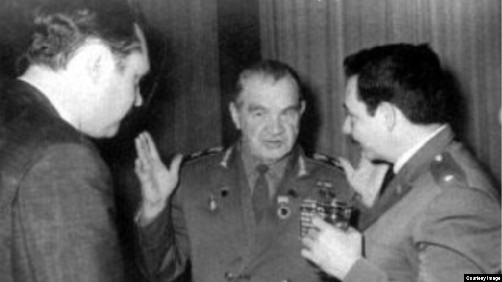 Castro con el Mariscal V. Chuikov.