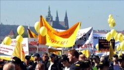 Reconoce República Checa a veteranos de guerra que lucharon contra el régimen comunista