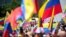 Venezolanos en Medellín, Colombia, protestan en contra del gobierno de Nicolás Maduro el 7 de agosto de 2024. (Reuters/Juan David Duque).