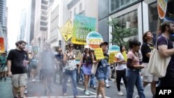 Una manifestación, el 17 de septiembre de 2023, en Nueva York, sobre el cambio climático, una de las preocupaciones de Human Rights Watch. (Leonardo Muñoz/AFP).