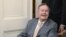 El ex presidente estadounidense George H.W. Bush dama Barbara Bush asisten a un acto en la Casa Blanca en mayo de 2012                                                                                                                                         