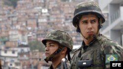 Unos 10 mil soldados brasileños fueron enviados a patrullar las fronteras con Argentina y Paraguay.