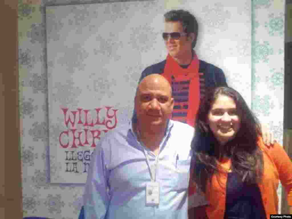 Juan Juan y Lizandra en los estudios de Eventus