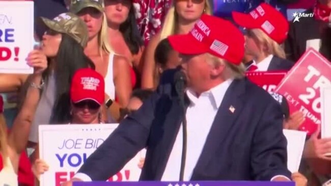 Servicio Secreto saca a expresidente Trump de mitin de campaña tras disparos