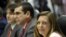 La directora para EEUU del Ministerio de Relaciones Exteriores de Cuba, Josefina Vidal Ferreiro (der.) y José R. Cabañas, jefe de la Sección de Intereses de Cuba en Washington.