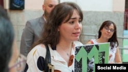 La activista Amelia Calzadilla en las actividades en conmemoración del 11J, en Madrid, España. 