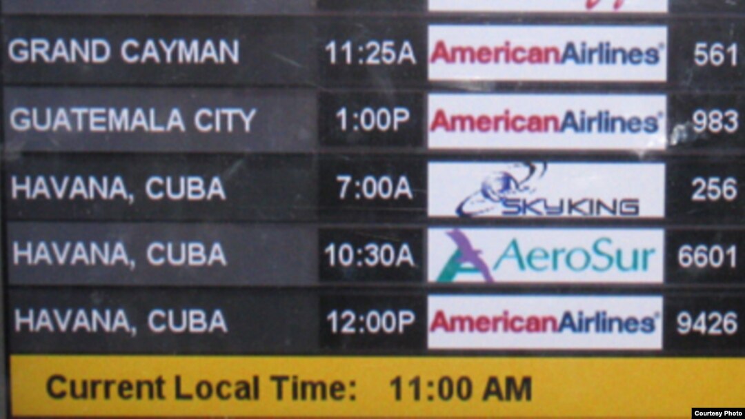 Solo desde Miami salen entre ocho y nueve vuelos fletados diarios hacia Cuba