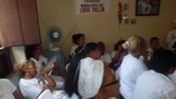 Reprimen a Damas de Blanco en Holguín