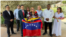 Hellen Villalonga, presidenta de la ong AMAVEX junto a representantes de otras organizaciones, activistas y autoridades municipales en rueda de prensa. (OCB)