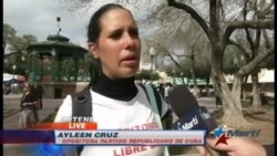 Opositora cubana varada en México se cansa de esperar y cruza a pedir asilo político