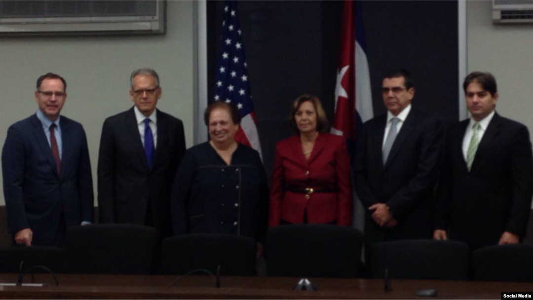 Mari Carmen Aponte y Josefina Vidal encabezaron la IV Ronda bilateral en la comisión Cuba-EEUU.