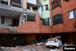 Uno de los edificios colapsados por el sismo en Cali.