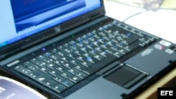 Los venezolanos suelen comentar en Twitter las principales noticias o acontecimientos políticos del país.