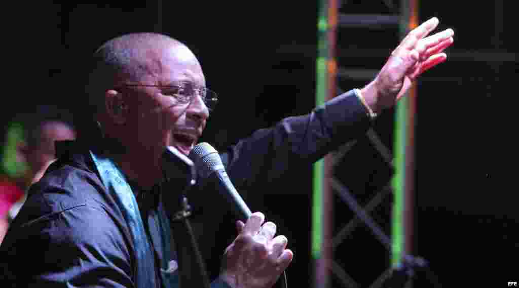 De vetado a permitido, la historia de Isaac Delgado.