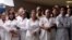 Cubanos en el programa Más Médicos en Brasilia. EVARISTO SA / AFP