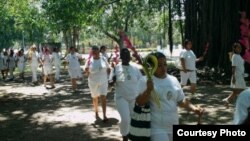 Damas de Blanco por La Habana - foto de Angel Moya