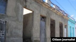 El delantero español Raúl González (d), ex jugador del Real Madrid, y actual jugador del Cosmos de Nueva York, participa en entrenamiento en La Habana. 