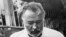 Ernest Hemingway en foto de archivo