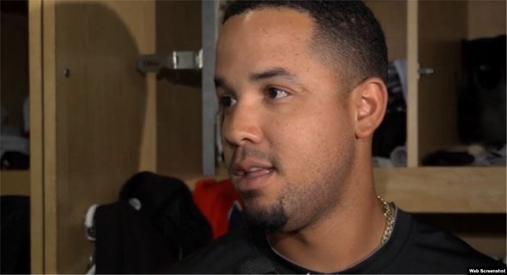 José Dariel Abreu, primera base de los Medias Blancas de Chicago, firme candidato al 'Novato del Año' en la Liga Americana, y quien también podría ser seleccionado para el MVP (Jugador Más Valioso) en el circuito, batea para .321, con 35 jonrones, igual número de dobles y dos triples, con 103 carreras impulsadas. Su porcentaje de slugging es de .597. Además, ha recibido 45 bases por bolas y se ha ponchado 123 veces. 