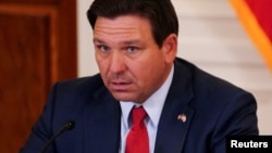 El gobernador de Florida, Ron DeSantis. REUTERS/Nathan Howard/Foto de archivo