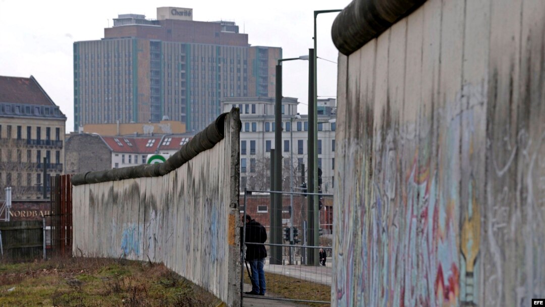 Hueco de 19 metros en la parte del muro de Berlín de la calle Bernauer. 